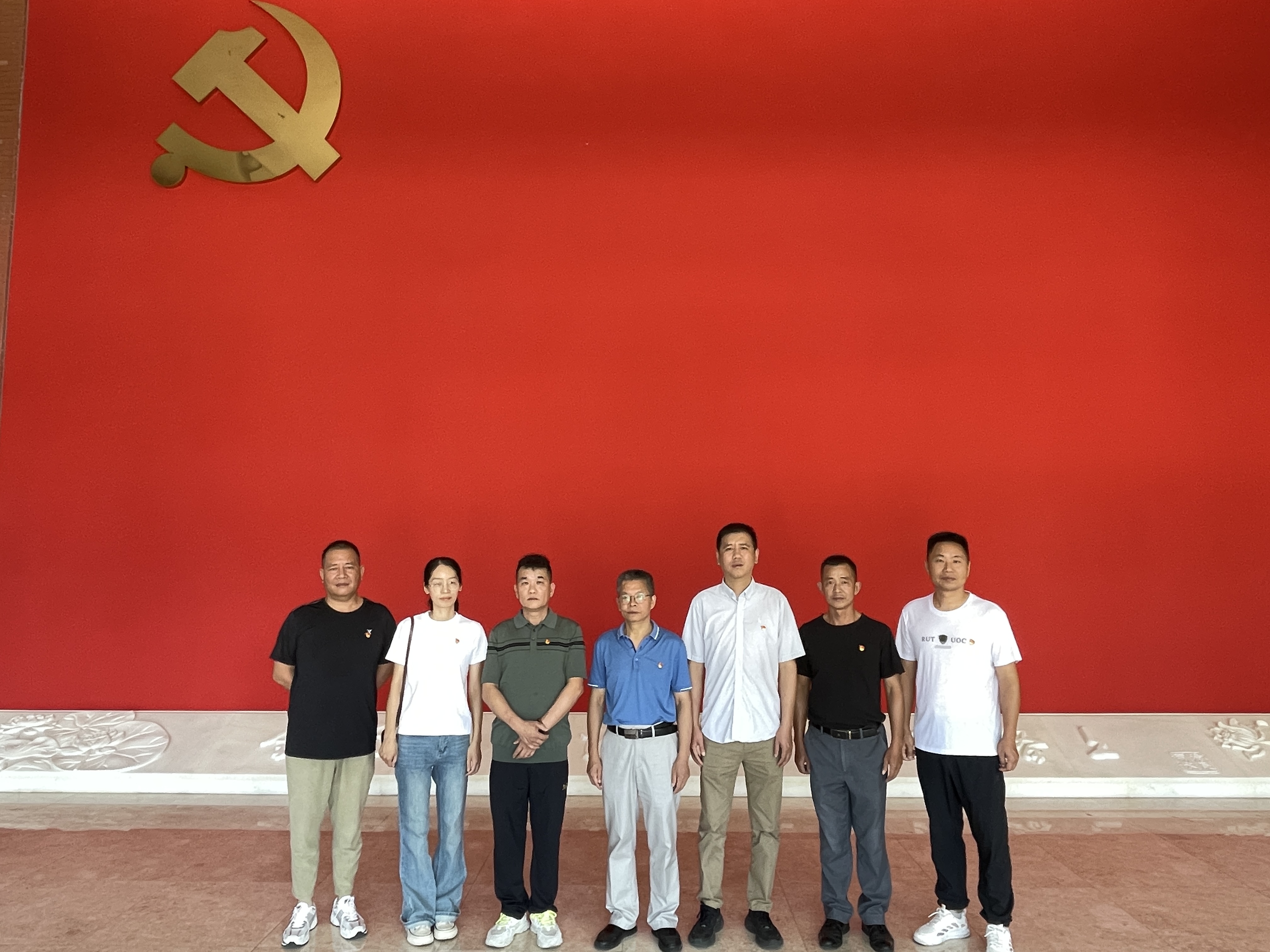 c45ef38cf10733f553be0b885f8b6bb.jpg c45ef38cf10733f553be0b885f8b6bb.jpg