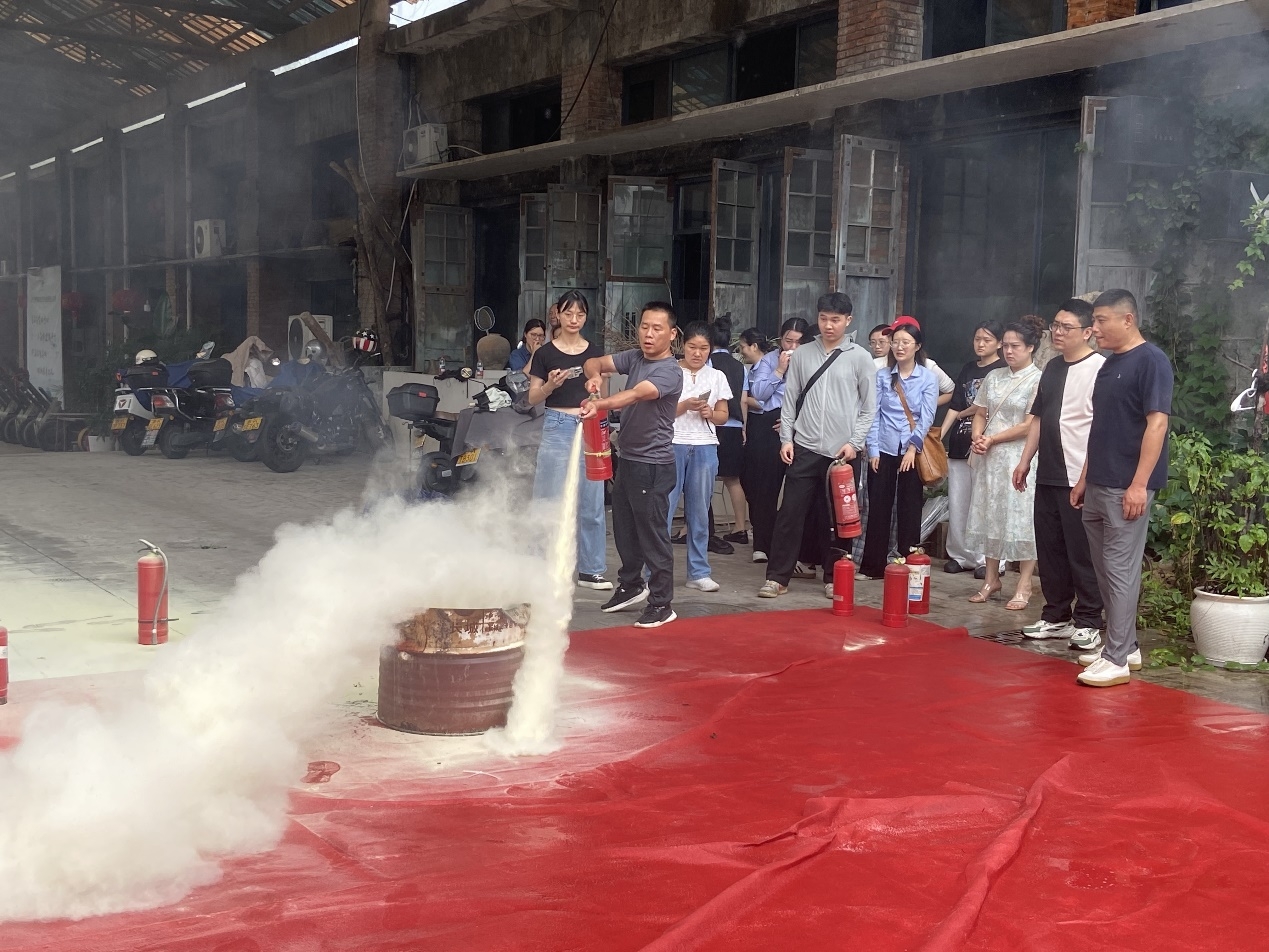 圖片1(2).jpg 圖片1(2).jpg